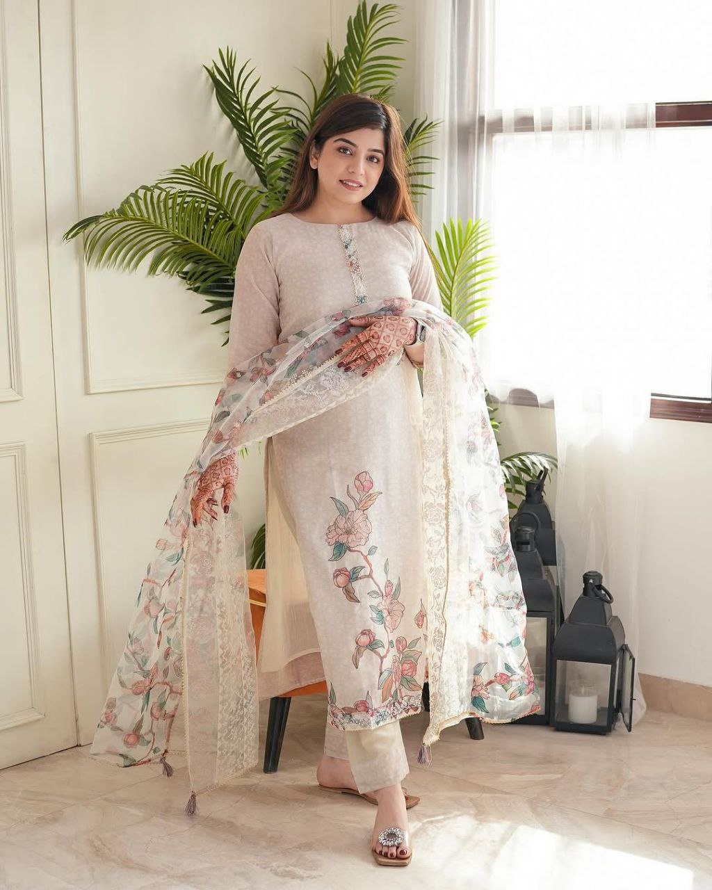 Elegant Beige Linen Floral Print Salwar Suit Set