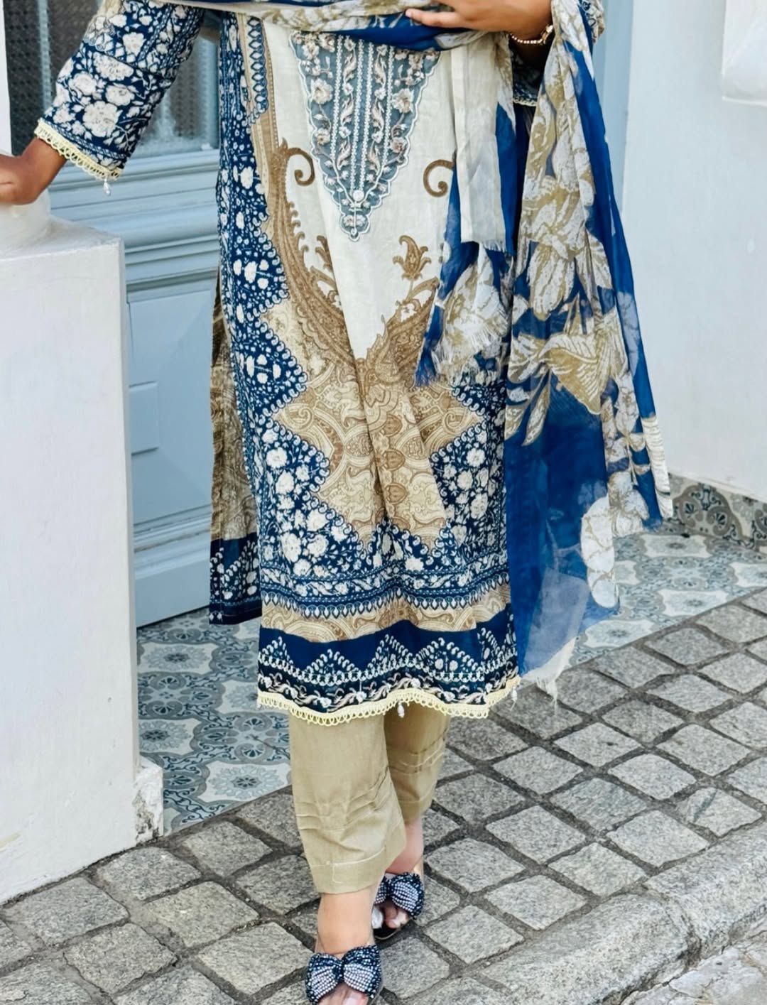 Vintage Azure & Gold Digital Printed Berry Silk Kurta Set