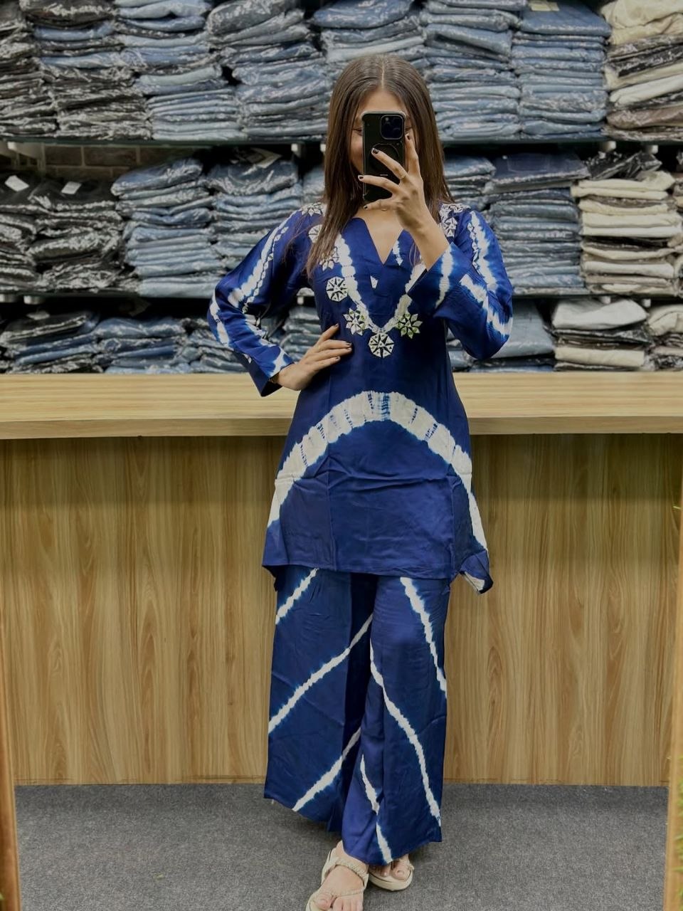 Vibrant Navy Blue Tie-Dye Cotton Blend Kurta Set
