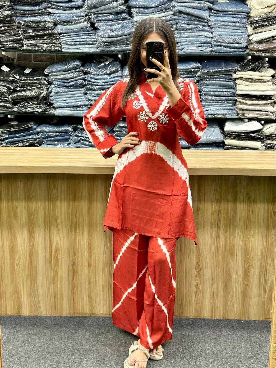 Vibrant Red Shibori-Style Cotton Blend Kurta Set