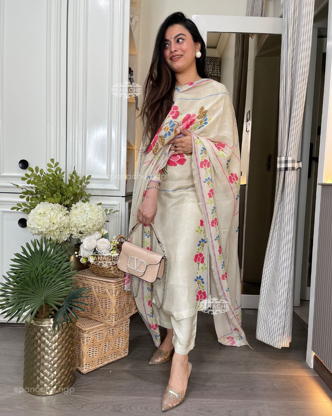 Ivory Radiance Floral Printed Muslin Kurta Set
