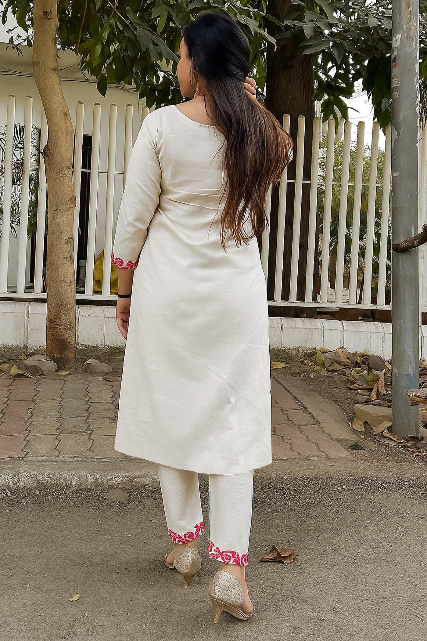 Ivory Blossom Embroidered Cotton Blend Kurta Set with Vichitra Dupatta