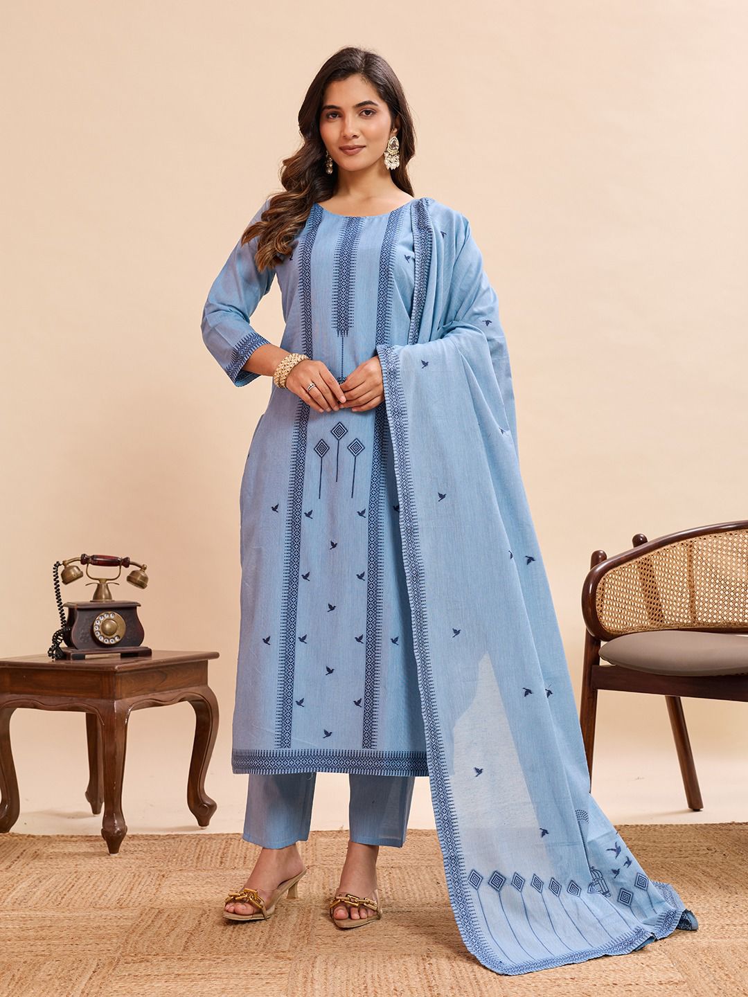 Women's Sky Blue Pure Cotton Kurta Set with Bird & Geometric