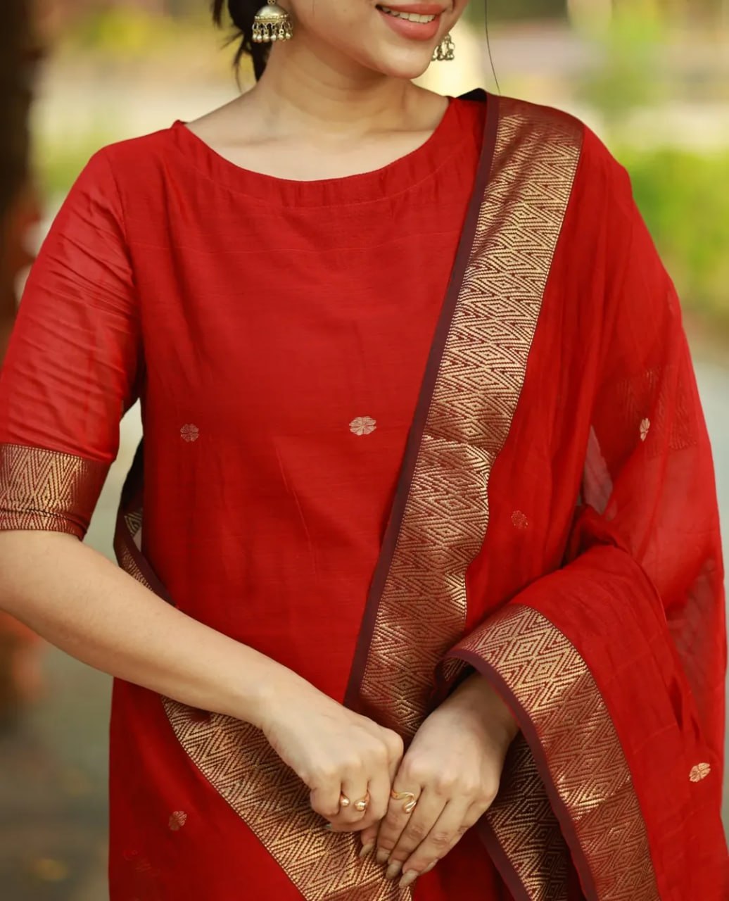 Easy-Care Poly Cotton Kurta Set with Designer Embroidery & Coordinating Trousers
