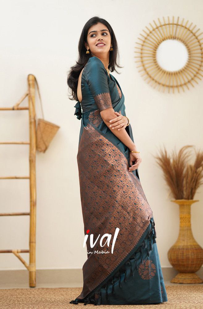 Deep Emerald Floral Banarasi Silk Saree with Copper Zari