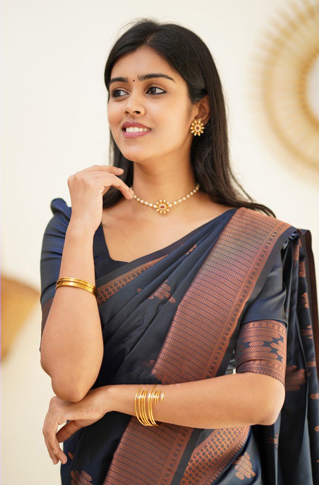 Midnight Elegance Classic Banarasi Silk Saree
