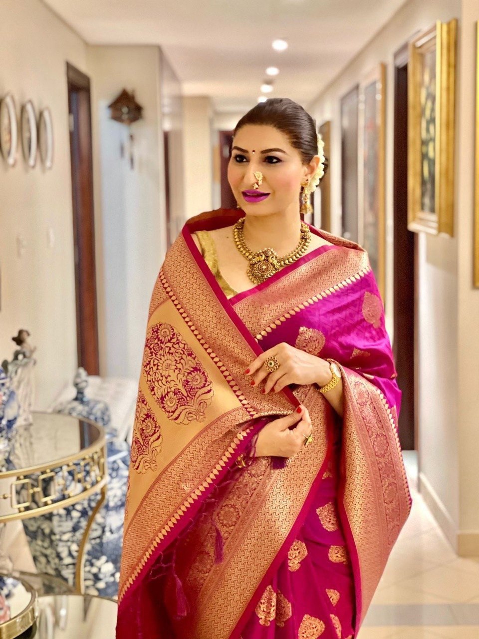 Regal Magenta Handwoven Banarasi Silk Saree with Intricate Gold Zari Border