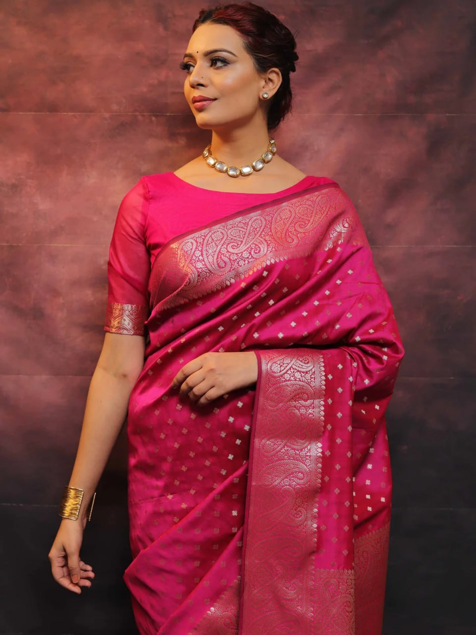 Exquisite Fuchsia Handwoven Banarasi Silk Saree with Intricate Silver Zari Work
