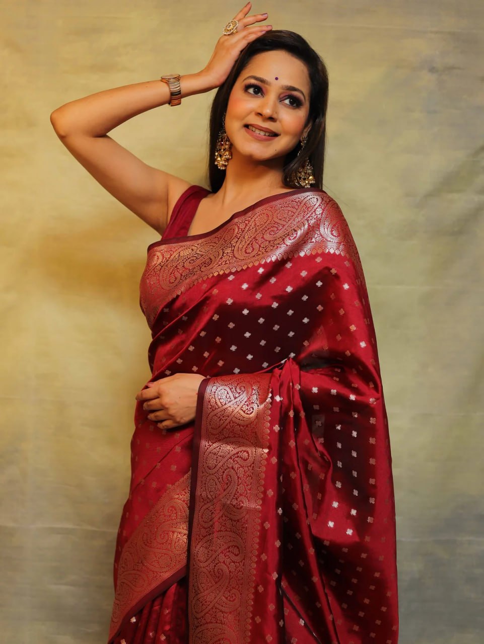 Exquisite Crimson Banarasi Silk Saree with Intricate Silver Zari Weaving