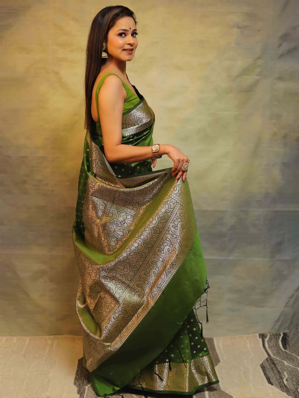 Royal Olive Green Banarasi Silk Saree with Intricate Silver Zari Work