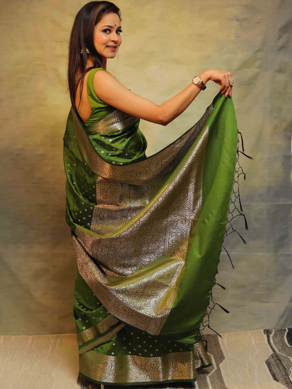 Royal Olive Green Banarasi Silk Saree with Intricate Silver Zari Work