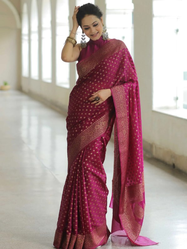 Elegant Magenta Banarasi Silk Saree