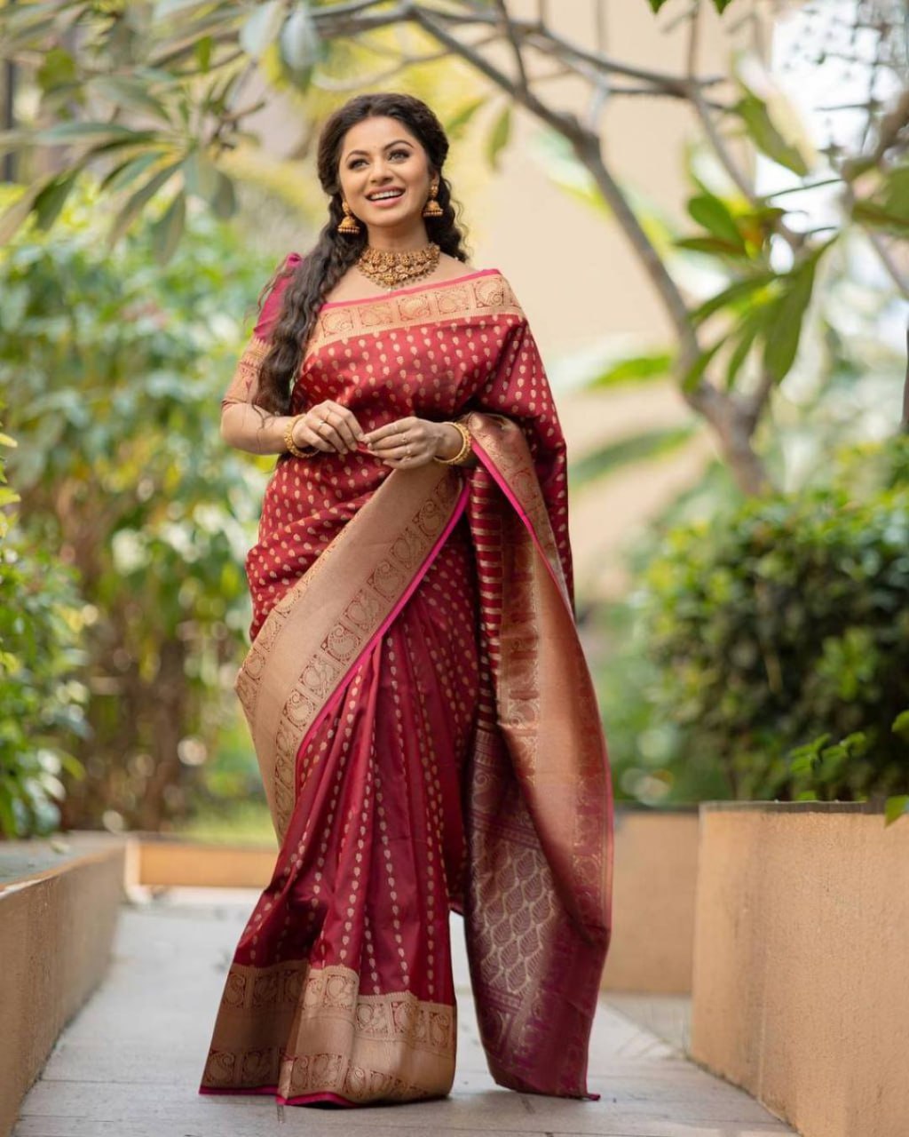 Radiant Rani Pink Banarasi Silk Saree with Antique Gold Peacock Motifs