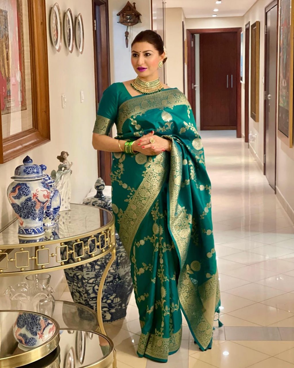 Teal Grandeur Banarasi Silk Saree with Oversized Floral Butas