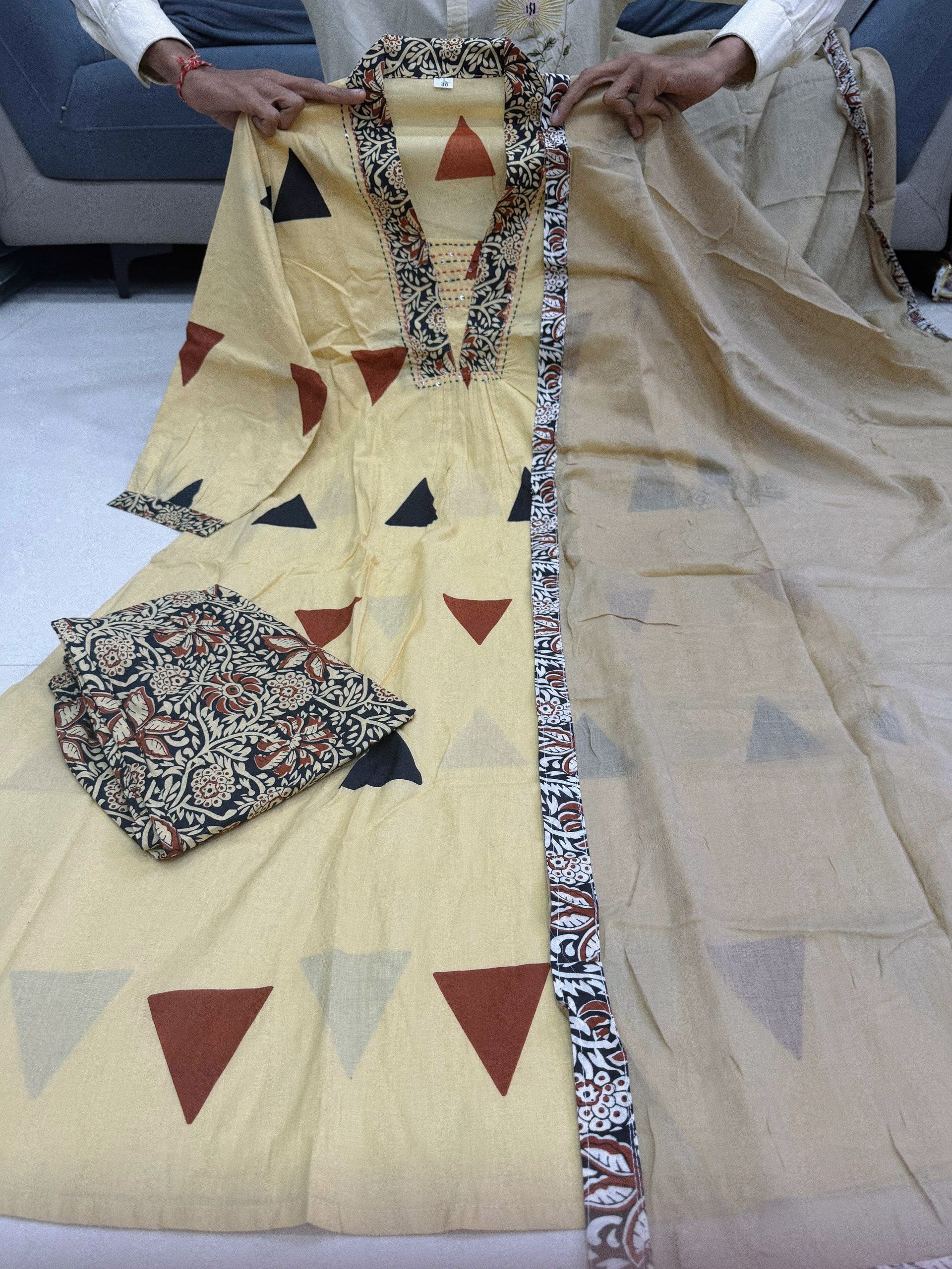 Desert Sands Geometric & Kalamkari Jaipuri Cotton Pocket Kurta Set