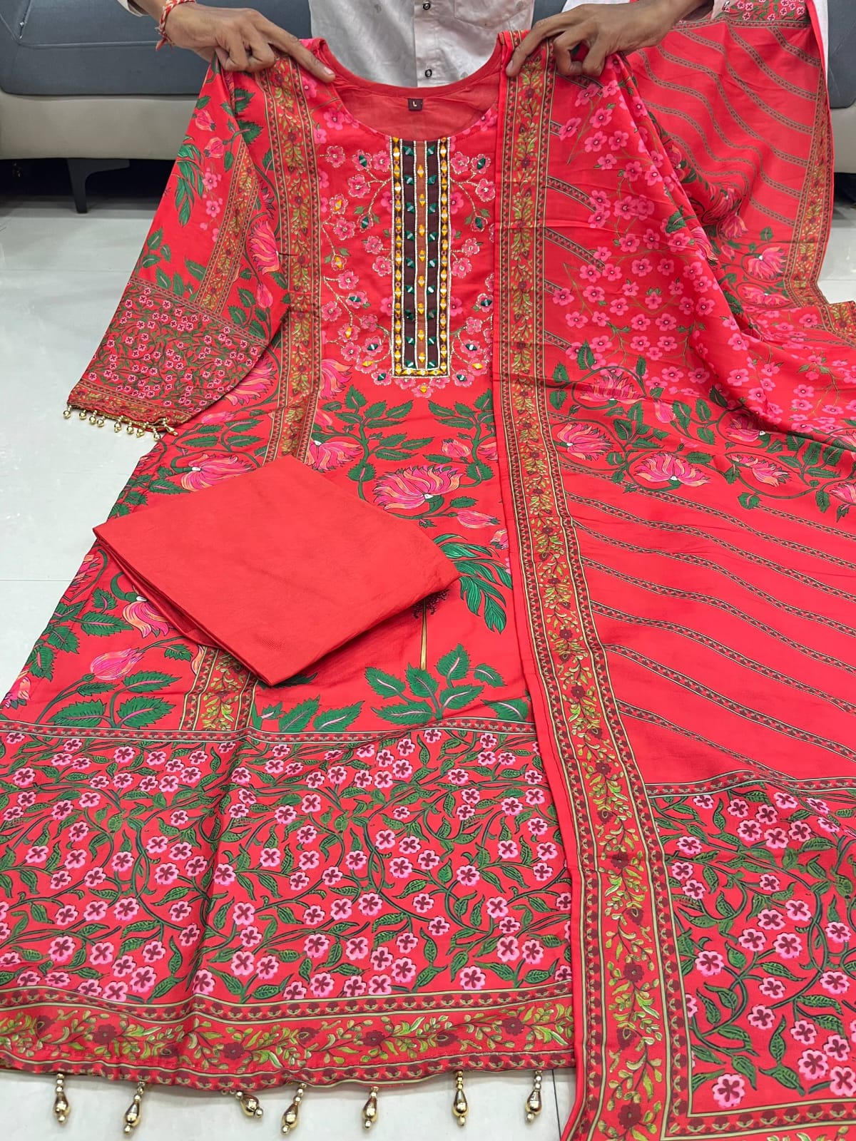 Crimson Heritage Muslin Kurta Set with Intricate Floral Prints & Tassel Dupatta