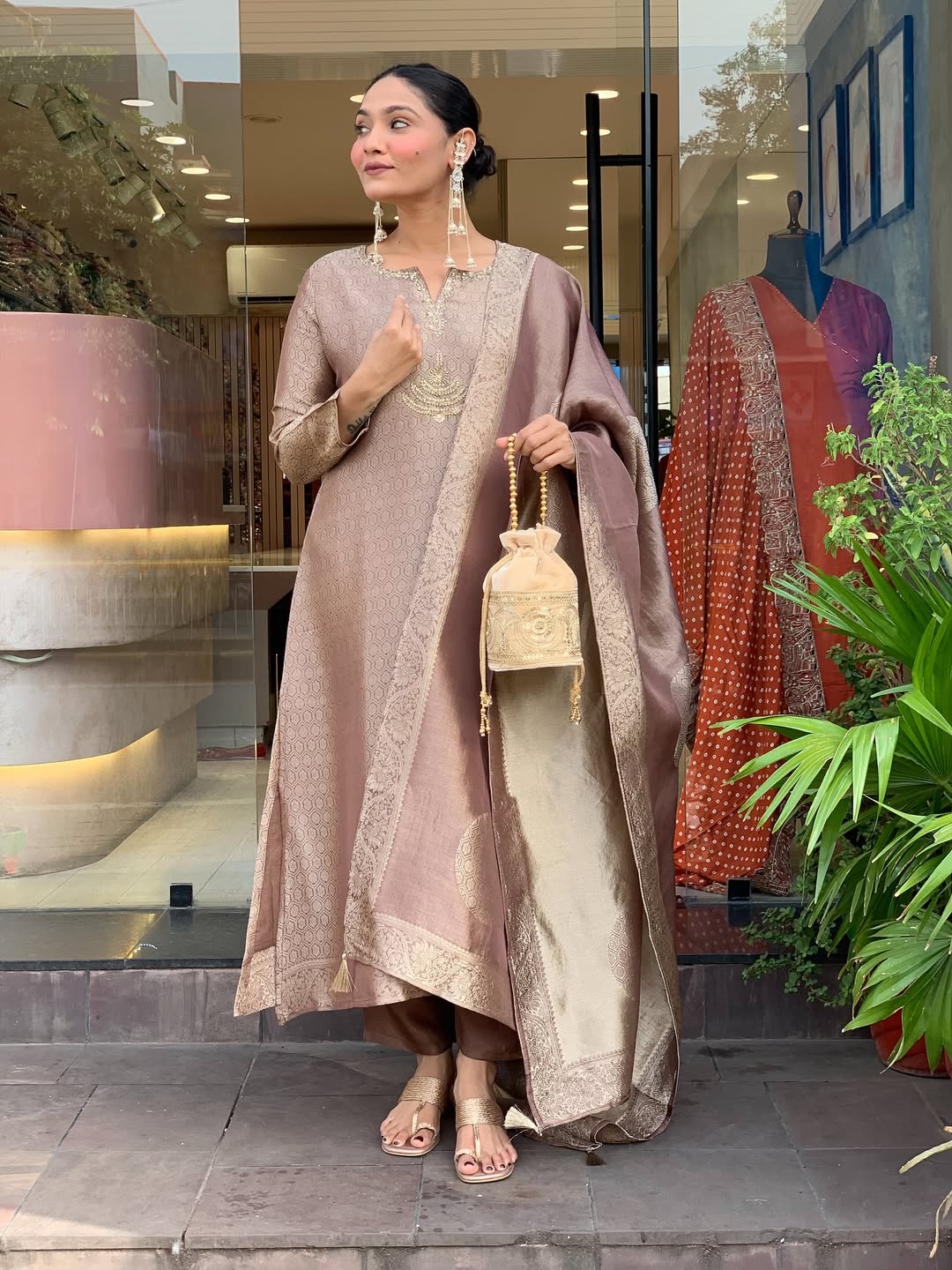 Pure Kanjivaram Glass Tissue & Maharaja Silk Suit Set in Rose Gold