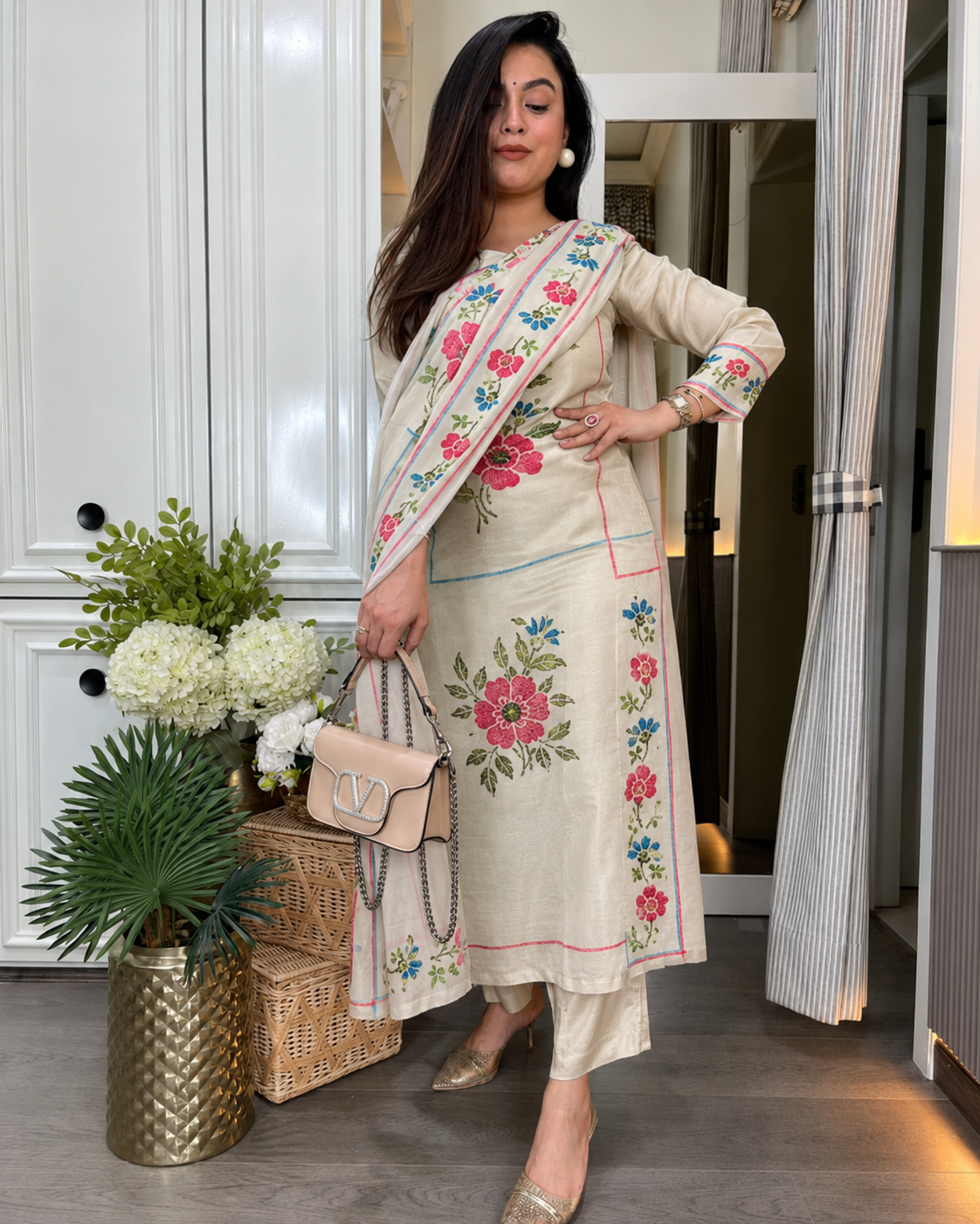 Ivory Radiance Floral Printed Muslin Kurta Set