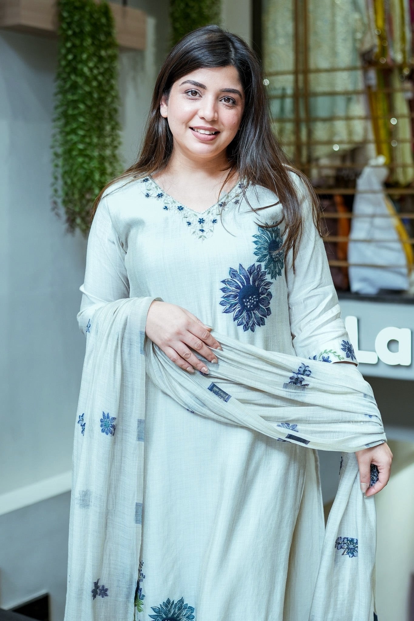 Women’s White Pure Lilan Floral Print Kurta Pant Dupatta Set with Handwork Neck