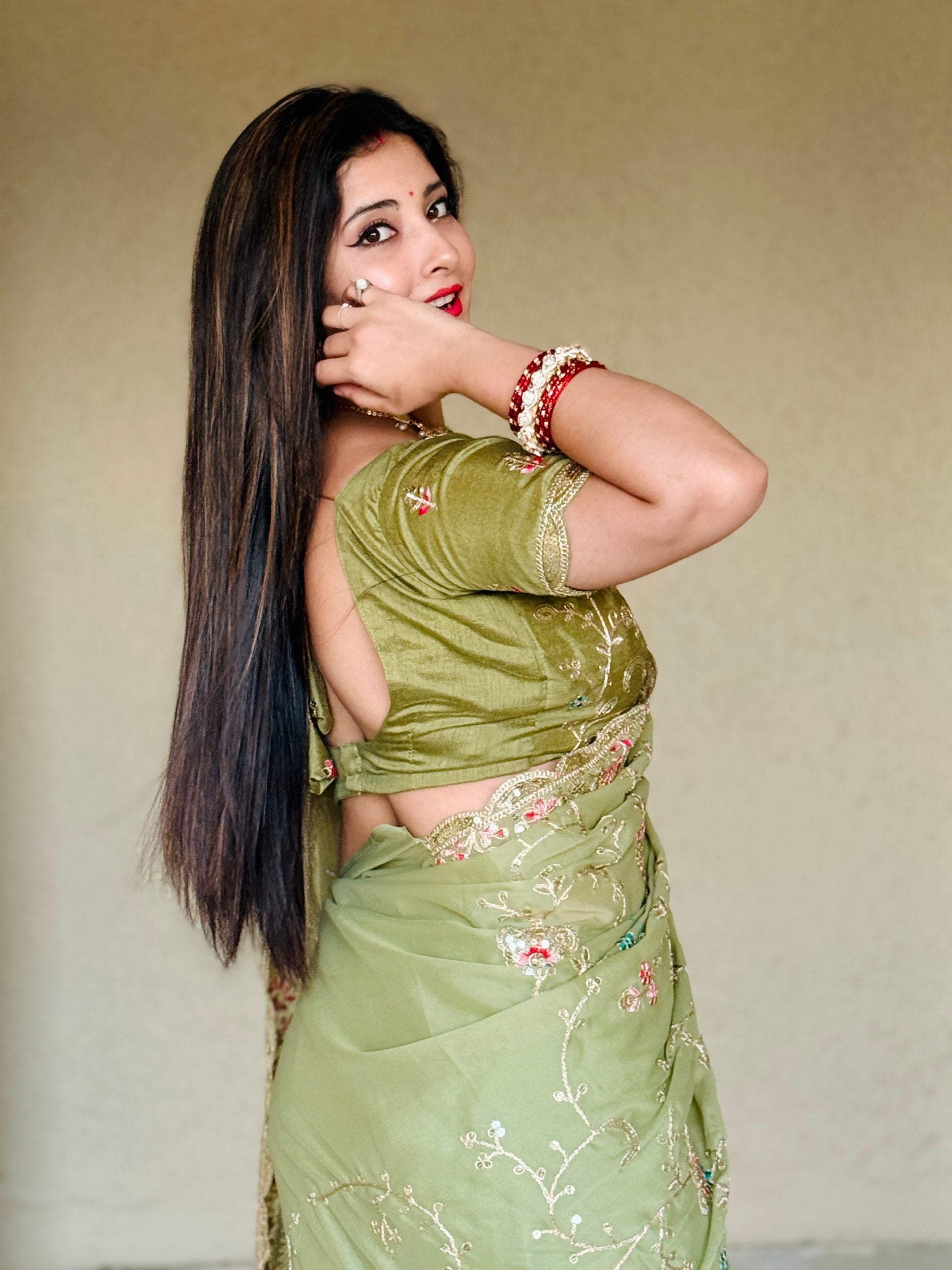 Women’s Olive Green Embroidered Soft Georgette Party Wear Saree with Cutwork Border