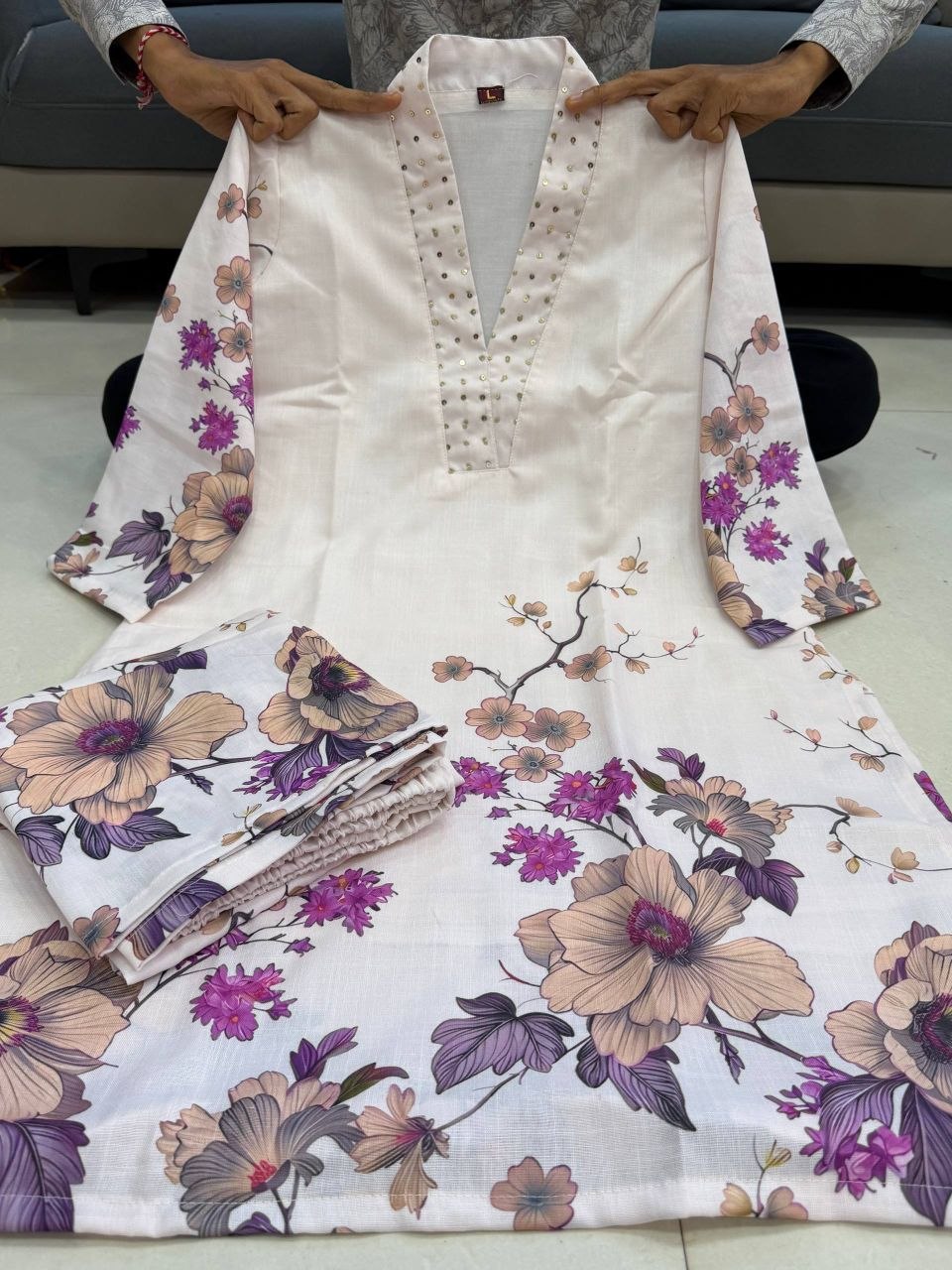 Pure Linen Cotton Floral Printed Kurta Set for Women – Cream Elegance